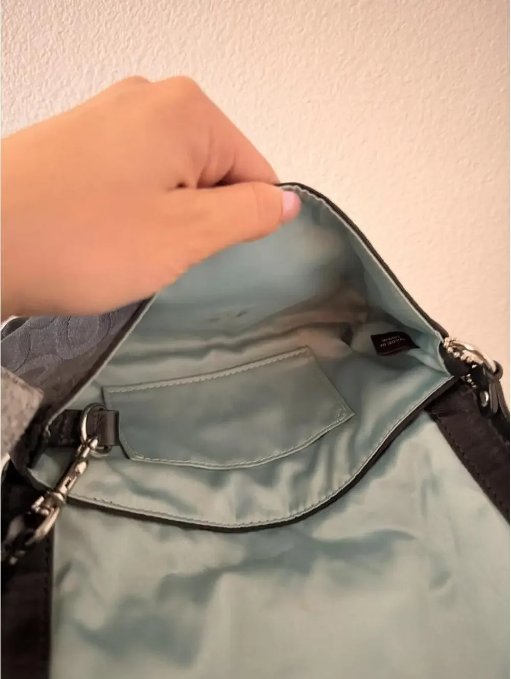 Black Coach Kristin Wristlet/Wallet